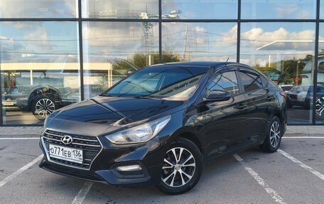 Hyundai Solaris II рестайлинг, 2018 год, 1 265 000 рублей, 1 фотография