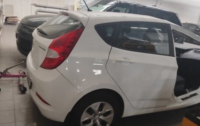 Hyundai Solaris II рестайлинг, 2015 год, 310 000 рублей, 1 фотография