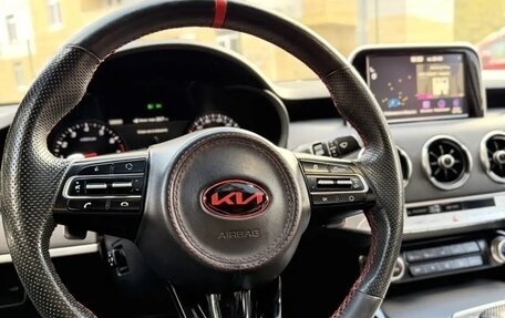 KIA Stinger I, 2018 год, 2 000 000 рублей, 10 фотография