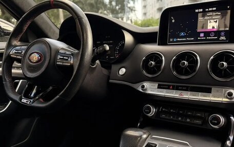 KIA Stinger I, 2018 год, 2 000 000 рублей, 11 фотография