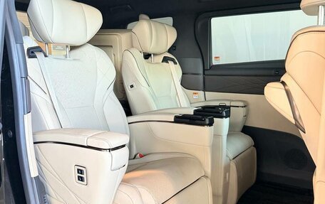 Toyota Alphard, 2023 год, 5 100 000 рублей, 13 фотография