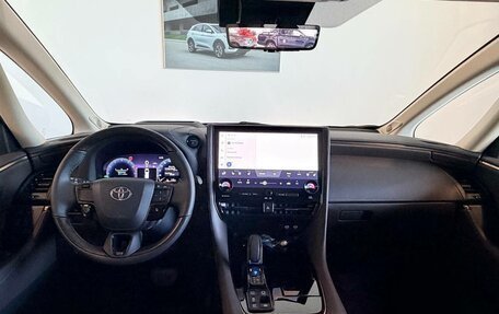Toyota Alphard, 2023 год, 5 100 000 рублей, 15 фотография