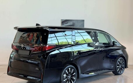 Toyota Alphard, 2023 год, 5 100 000 рублей, 24 фотография