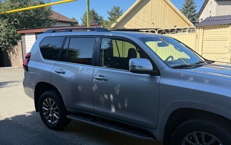 Toyota Land Cruiser Prado 150 рестайлинг 2, 2019 год, 4 850 000 рублей, 4 фотография