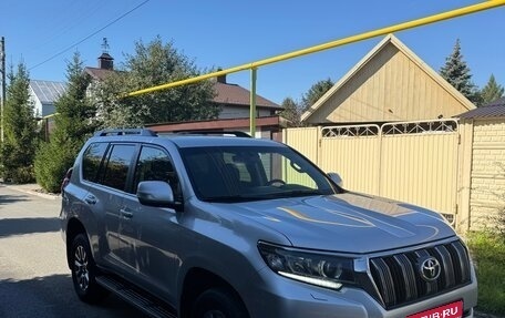 Toyota Land Cruiser Prado 150 рестайлинг 2, 2019 год, 4 850 000 рублей, 3 фотография