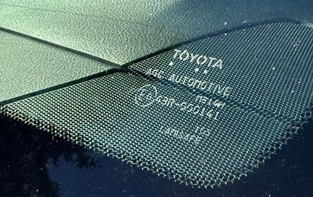 Toyota Land Cruiser Prado 150 рестайлинг 2, 2019 год, 4 850 000 рублей, 16 фотография