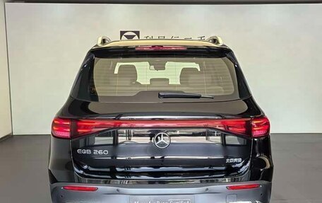 Mercedes-Benz EQB, 2024 год, 4 155 000 рублей, 7 фотография