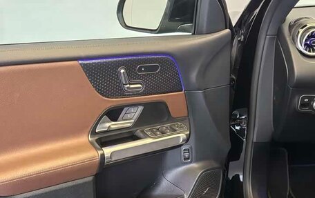Mercedes-Benz EQB, 2024 год, 4 155 000 рублей, 11 фотография