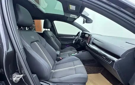 Volkswagen Golf VIII, 2024 год, 2 400 000 рублей, 10 фотография