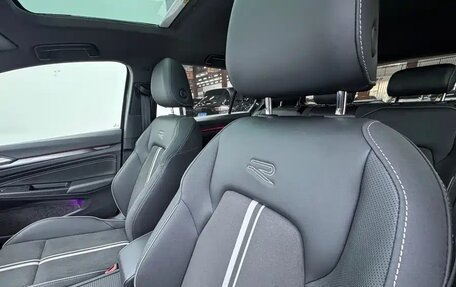 Volkswagen Golf VIII, 2024 год, 2 400 000 рублей, 14 фотография