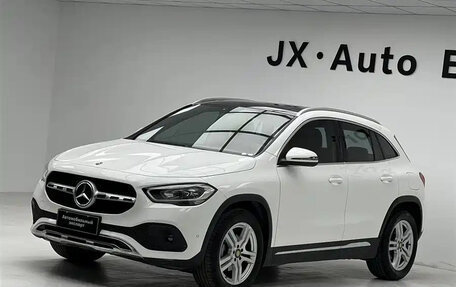 Mercedes-Benz GLA, 2020 год, 2 350 000 рублей, 1 фотография
