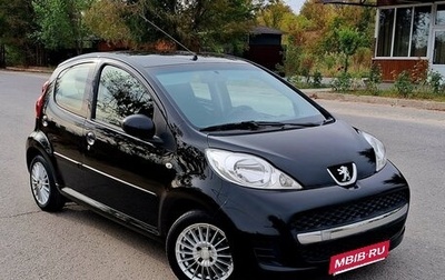 Peugeot 107 I рестайлинг, 2011 год, 485 000 рублей, 1 фотография