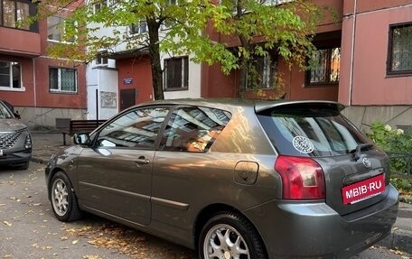 Toyota Corolla, 2002 год, 500 000 рублей, 4 фотография