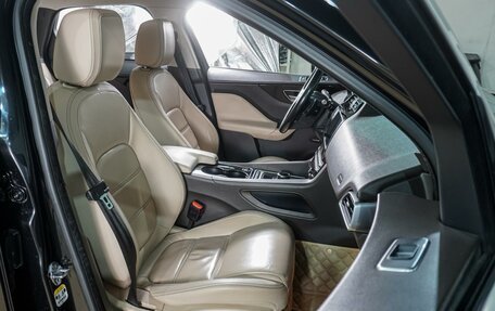 Jaguar F-Pace, 2016 год, 2 149 000 рублей, 8 фотография
