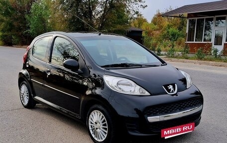 Peugeot 107 I рестайлинг, 2011 год, 485 000 рублей, 7 фотография
