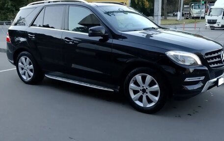 Mercedes-Benz M-Класс, 2012 год, 1 900 000 рублей, 2 фотография