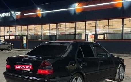 Mercedes-Benz C-Класс, 1999 год, 135 000 рублей, 3 фотография
