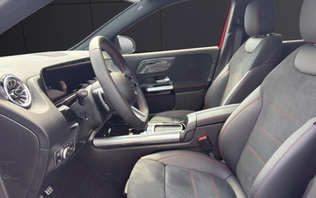 Mercedes-Benz GLA, 2023 год, 5 825 000 рублей, 28 фотография