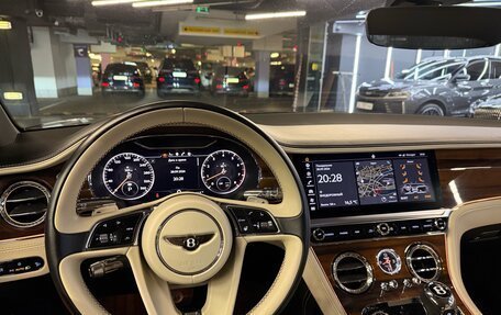 Bentley Continental GT III, 2018 год, 12 000 000 рублей, 17 фотография