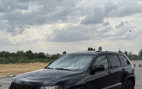 Jeep Grand Cherokee, 2018 год, 4 250 000 рублей, 2 фотография