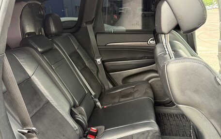 Jeep Grand Cherokee, 2018 год, 4 250 000 рублей, 23 фотография