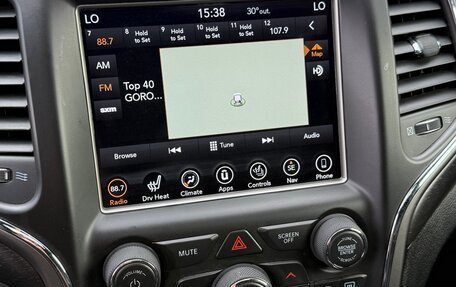 Jeep Grand Cherokee, 2018 год, 4 250 000 рублей, 29 фотография