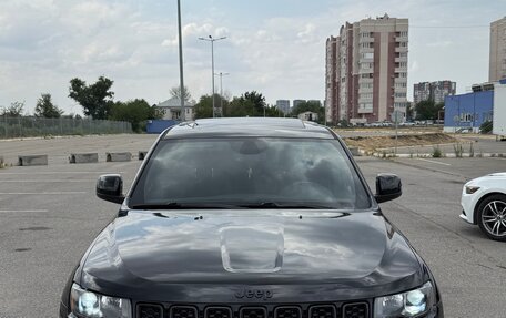 Jeep Grand Cherokee, 2018 год, 4 250 000 рублей, 26 фотография