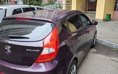 Hyundai Solaris II рестайлинг, 2013 год, 780 000 рублей, 5 фотография