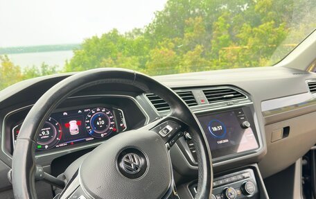 Volkswagen Tiguan II, 2019 год, 2 200 000 рублей, 6 фотография