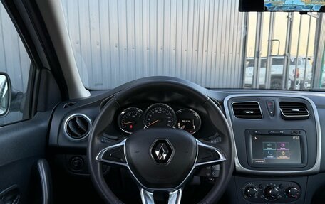 Renault Logan II, 2019 год, 920 000 рублей, 11 фотография