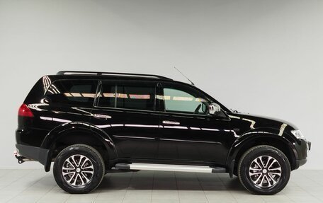 Mitsubishi Pajero Sport II рестайлинг, 2012 год, 1 650 000 рублей, 4 фотография