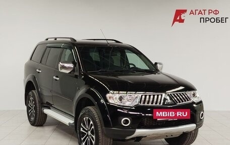 Mitsubishi Pajero Sport II рестайлинг, 2012 год, 1 650 000 рублей, 3 фотография