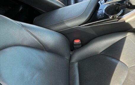 Toyota Camry, 2020 год, 1 999 999 рублей, 7 фотография