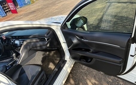 Toyota Camry, 2020 год, 1 999 999 рублей, 8 фотография