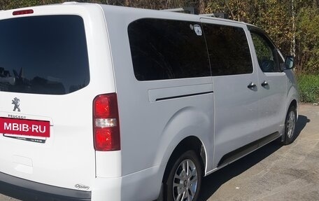Peugeot Traveller I, 2021 год, 3 900 000 рублей, 4 фотография