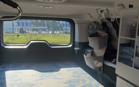 Peugeot Traveller I, 2021 год, 3 900 000 рублей, 8 фотография