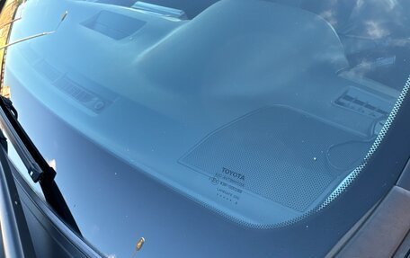 Toyota RAV4, 2018 год, 2 300 000 рублей, 11 фотография