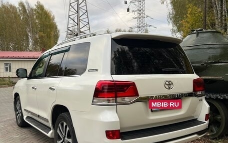 Toyota Land Cruiser 200, 2016 год, 7 000 000 рублей, 7 фотография