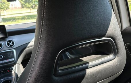 Mercedes-Benz GLA, 2019 год, 2 200 000 рублей, 15 фотография
