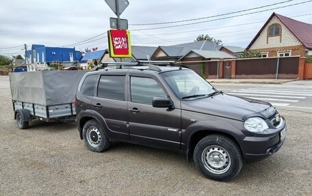 Chevrolet Niva I рестайлинг, 2015 год, 670 000 рублей, 1 фотография