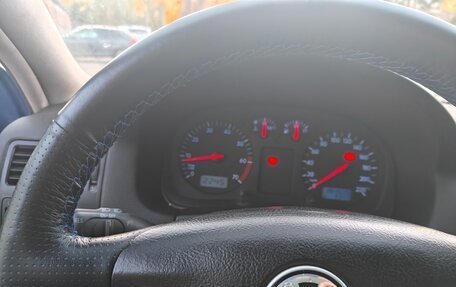 Volkswagen Golf IV, 2001 год, 450 000 рублей, 12 фотография