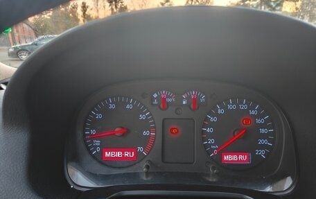 Volkswagen Golf IV, 2001 год, 450 000 рублей, 10 фотография