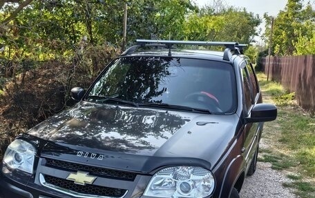 Chevrolet Niva I рестайлинг, 2015 год, 670 000 рублей, 8 фотография
