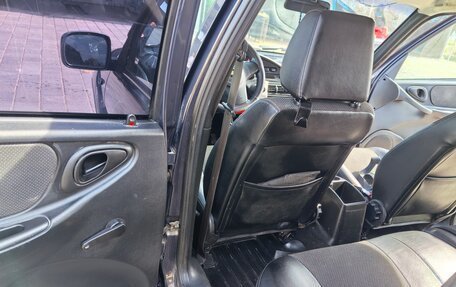 Chevrolet Niva I рестайлинг, 2015 год, 670 000 рублей, 18 фотография