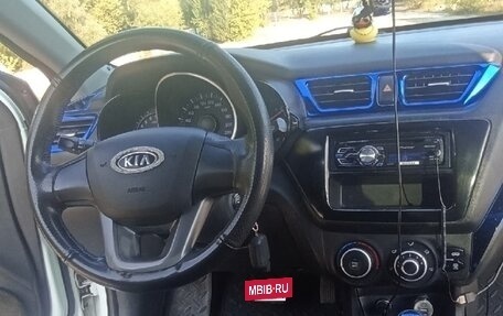 KIA Rio III рестайлинг, 2012 год, 780 000 рублей, 3 фотография