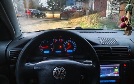 Volkswagen Passat B5+ рестайлинг, 1998 год, 380 000 рублей, 18 фотография