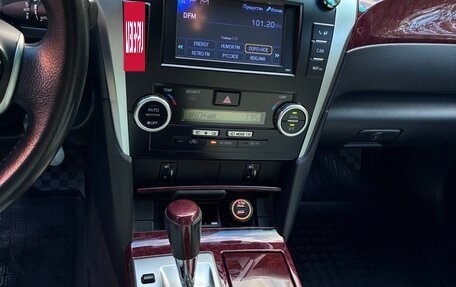 Toyota Camry, 2013 год, 1 870 000 рублей, 7 фотография