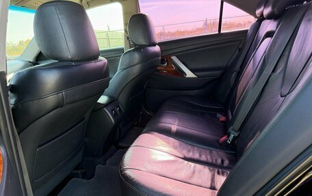 Toyota Camry, 2010 год, 1 120 000 рублей, 7 фотография