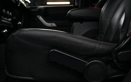 Jeep Wrangler, 2013 год, 3 300 000 рублей, 14 фотография