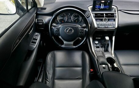 Lexus NX I, 2016 год, 2 890 000 рублей, 10 фотография